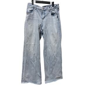 Silver Jeans Suki Wide Leg Light Wash  32 W 32 L